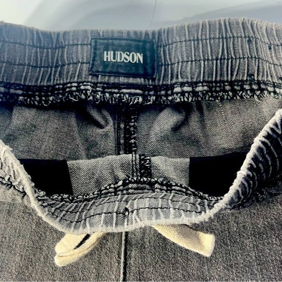 HUDSON Stretch Waist Faded Black Dolphin Style Shorts, Girls Size Medium (7/8) - Picture 2 of 4